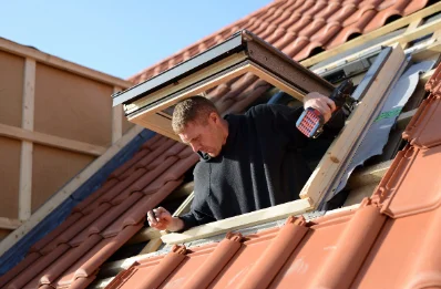 Pose de fenêtres de toit Velux à Jouey
